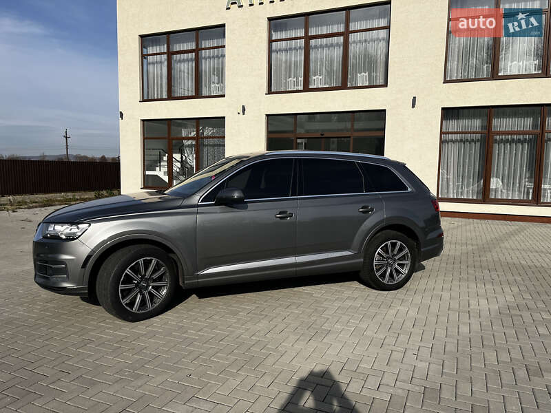 Audi Q7 2016