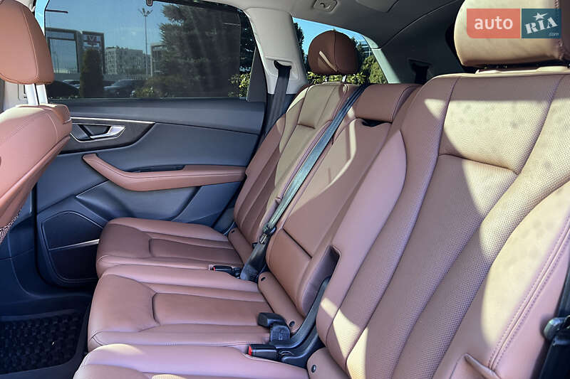 Внедорожник / Кроссовер Audi Q7 2023 в Львове