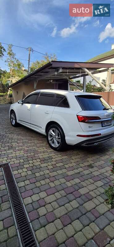 Внедорожник / Кроссовер Audi Q7 2020 в Львове