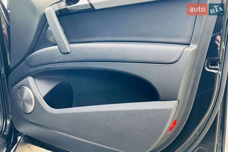 Позашляховик / Кросовер Audi Q7 2012 в Житомирі фото 19 Позашляховик / Кросовер Audi Q7 2012 в Житомирі