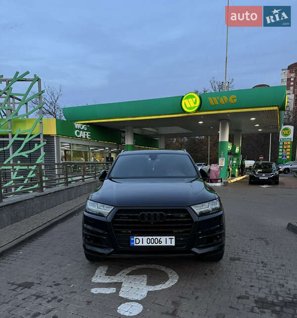 Позашляховик / Кросовер Audi Q7 2016 в Києві фото 17 Позашляховик / Кросовер Audi Q7 2016 в Києві