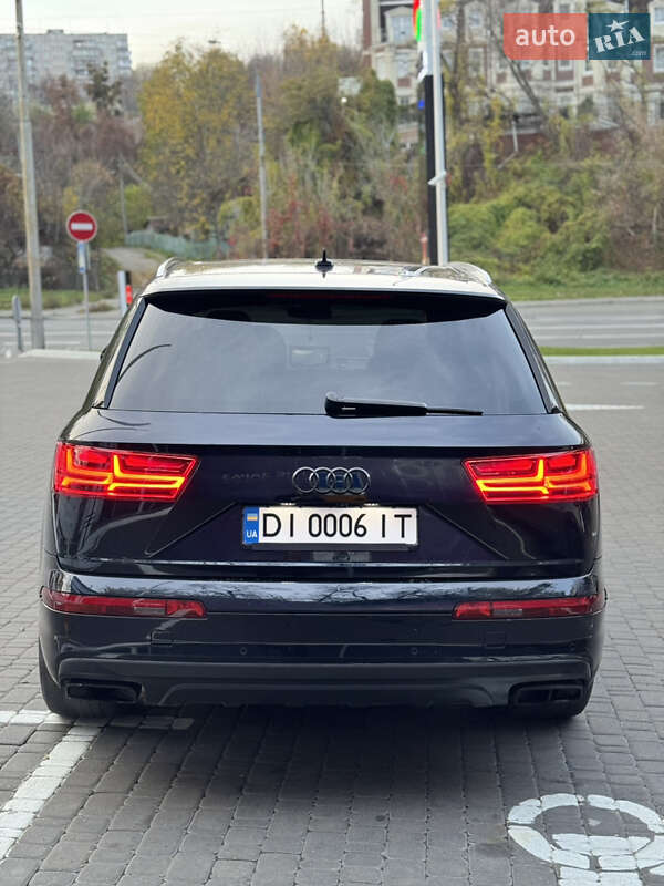 Позашляховик / Кросовер Audi Q7 2016 в Києві фото 27 Позашляховик / Кросовер Audi Q7 2016 в Києві