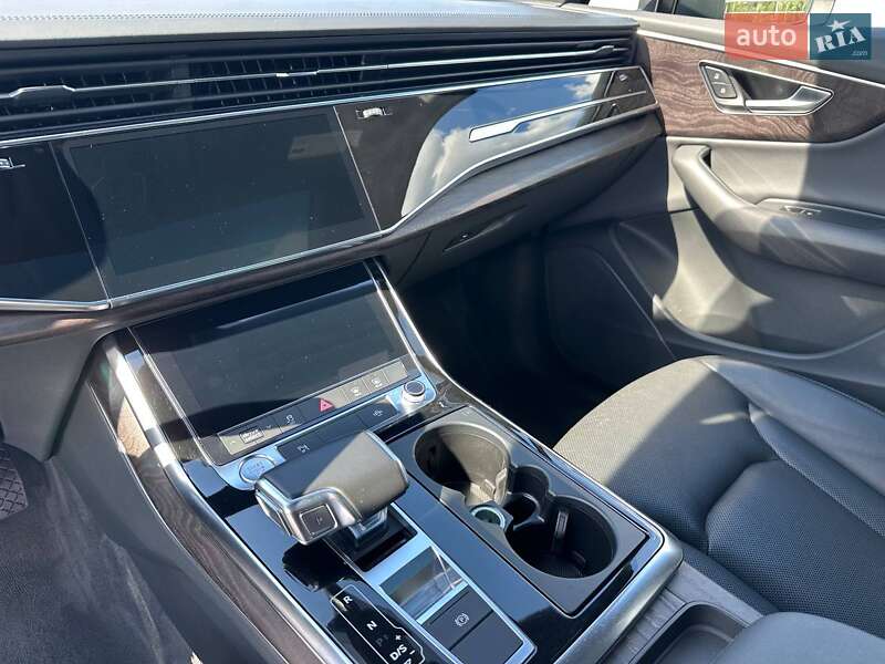 Позашляховик / Кросовер Audi Q7 2019 в Києві