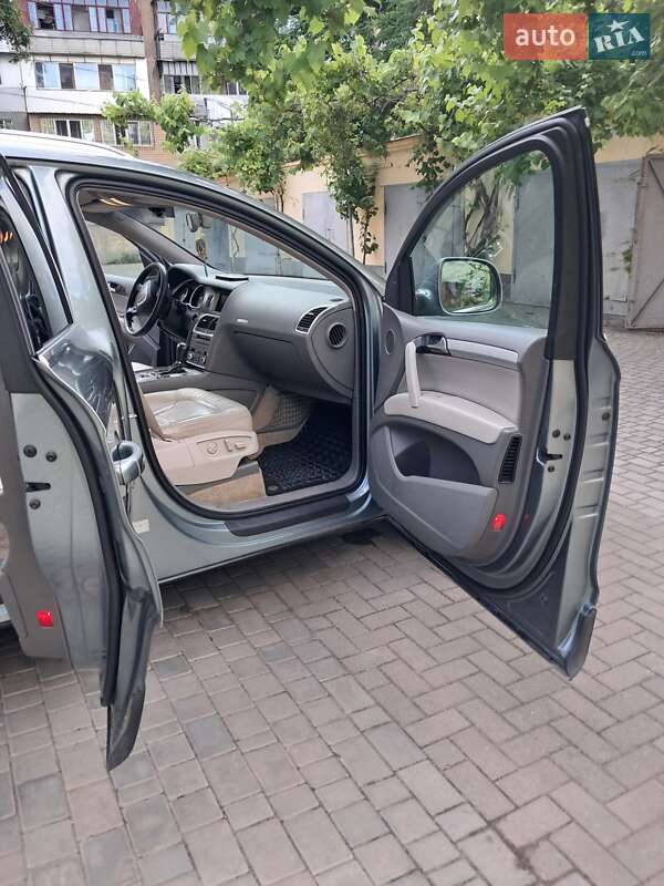 Позашляховик / Кросовер Audi Q7 2006 в Ізмаїлі фото 12 Позашляховик / Кросовер Audi Q7 2006 в Ізмаїлі