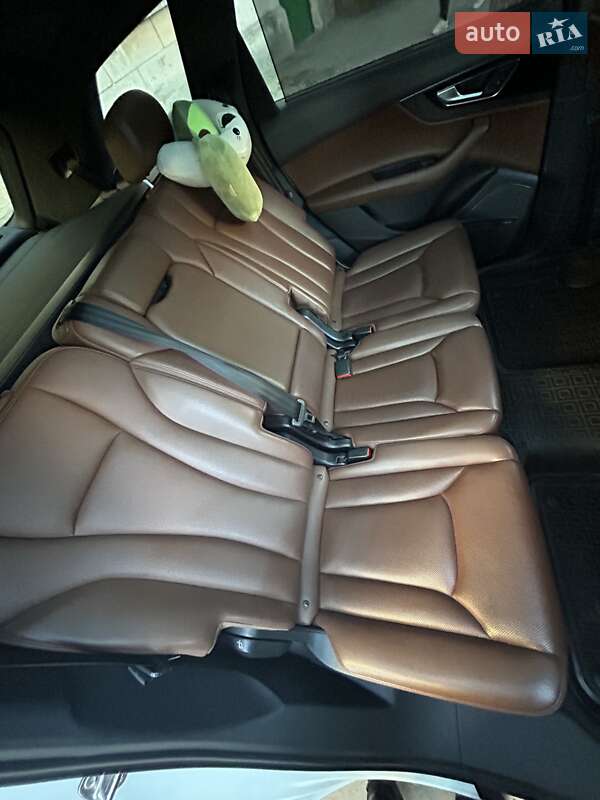 Позашляховик / Кросовер Audi Q7 2017 в Миколаєві фото 2 Позашляховик / Кросовер Audi Q7 2017 в Миколаєві