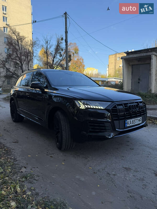Внедорожник / Кроссовер Audi Q7 2021 в Киеве фото 14 Внедорожник / Кроссовер Audi Q7 2021 в Киеве