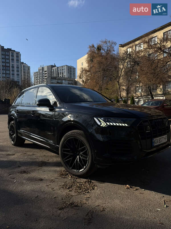 Внедорожник / Кроссовер Audi Q7 2021 в Киеве фото 5 Внедорожник / Кроссовер Audi Q7 2021 в Киеве