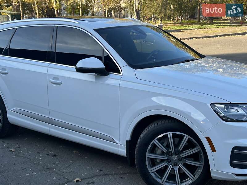 Позашляховик / Кросовер Audi Q7 2017 в Миколаєві фото 14 Позашляховик / Кросовер Audi Q7 2017 в Миколаєві