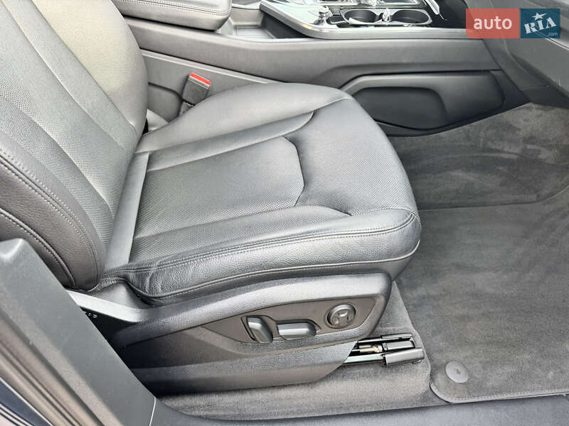 Позашляховик / Кросовер Audi Q7 2018 в Києві