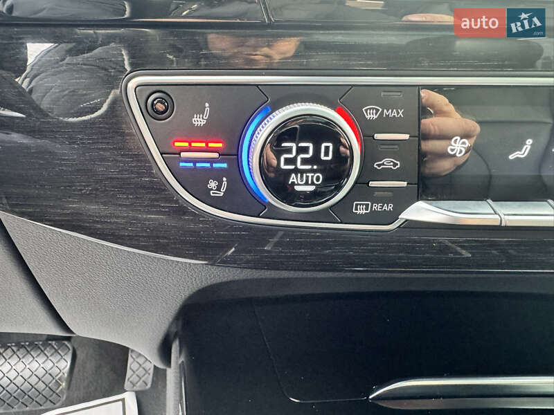 Позашляховик / Кросовер Audi Q7 2018 в Києві