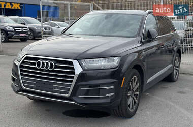 Позашляховик / Кросовер Audi Q7 2017 в Львові