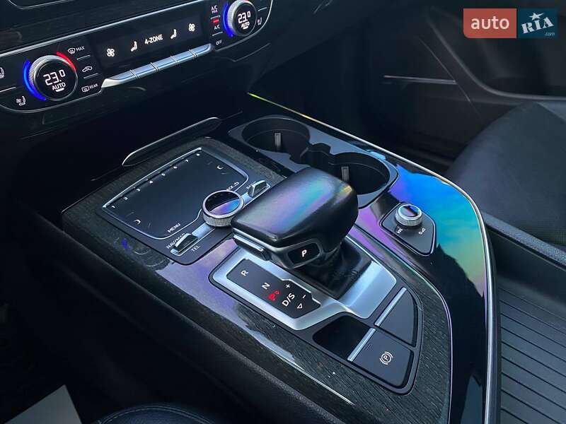 Позашляховик / Кросовер Audi Q7 2015 в Вінниці фото 16 Позашляховик / Кросовер Audi Q7 2015 в Вінниці