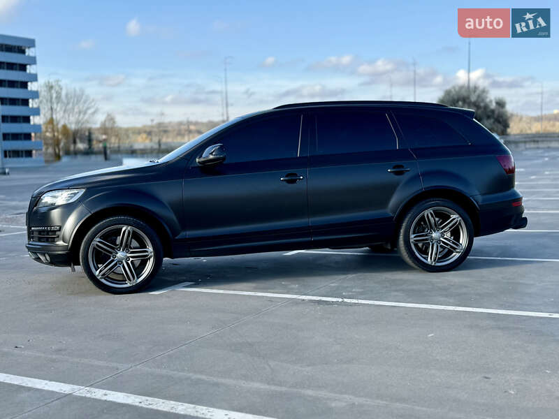 Внедорожник / Кроссовер Audi Q7 2010 в Киеве