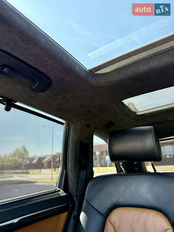 Внедорожник / Кроссовер Audi Q7 2010 в Киеве