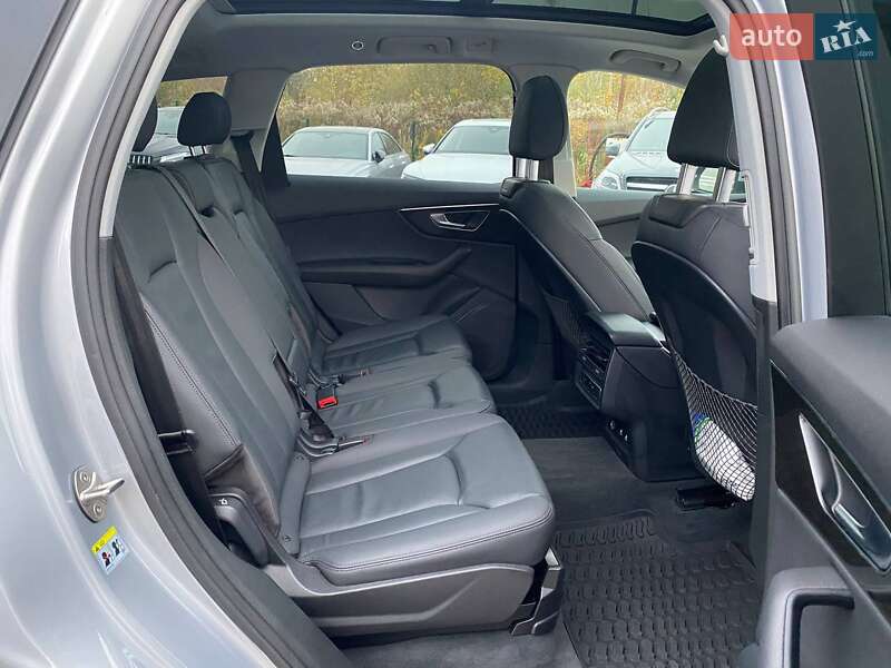 Внедорожник / Кроссовер Audi Q7 2022 в Львове
