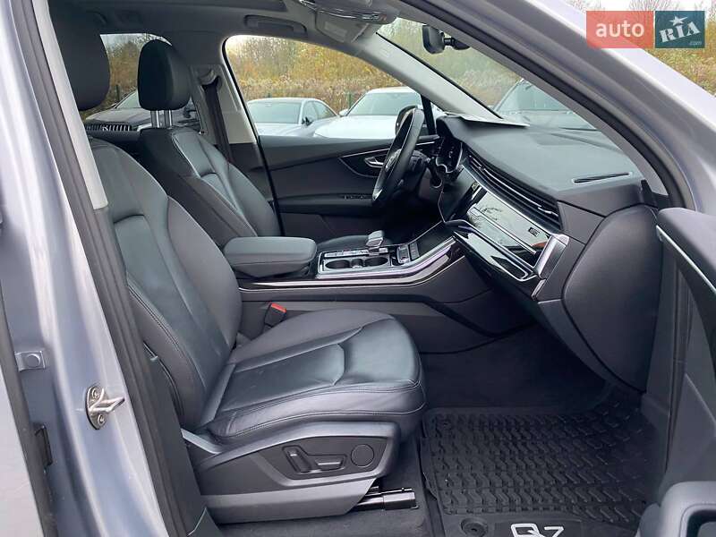 Внедорожник / Кроссовер Audi Q7 2022 в Львове