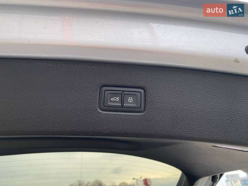 Внедорожник / Кроссовер Audi Q7 2022 в Львове