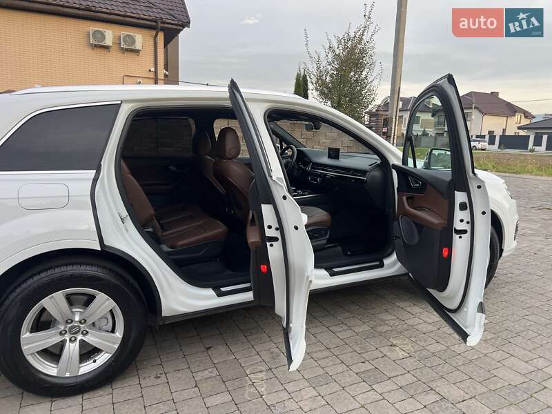 Внедорожник / Кроссовер Audi Q7 2017 в Ровно фото 15 Внедорожник / Кроссовер Audi Q7 2017 в Ровно