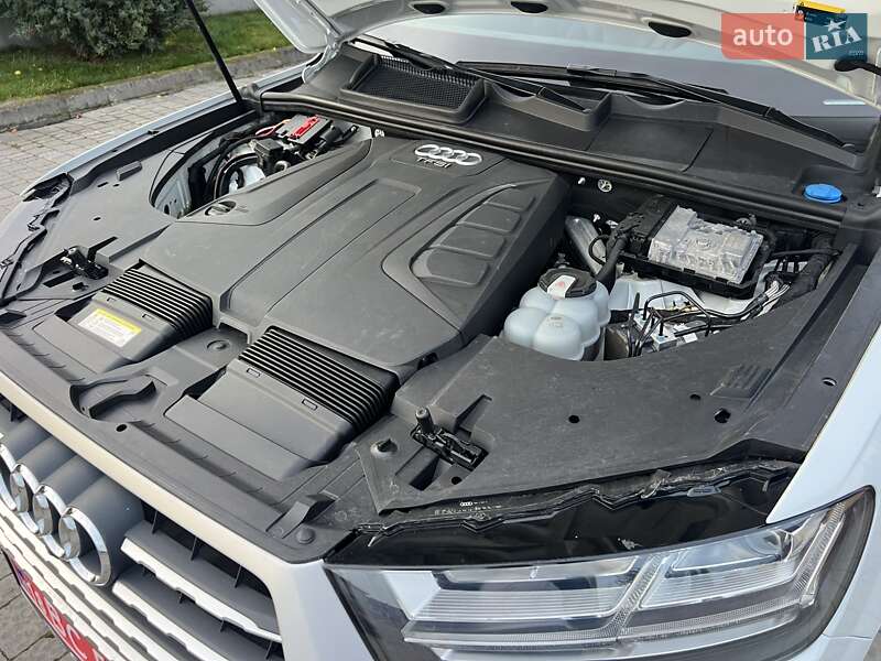 Внедорожник / Кроссовер Audi Q7 2017 в Ровно фото 75 Внедорожник / Кроссовер Audi Q7 2017 в Ровно