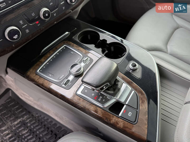 Позашляховик / Кросовер Audi Q7 2016 в Стрию фото 48 Позашляховик / Кросовер Audi Q7 2016 в Стрию
