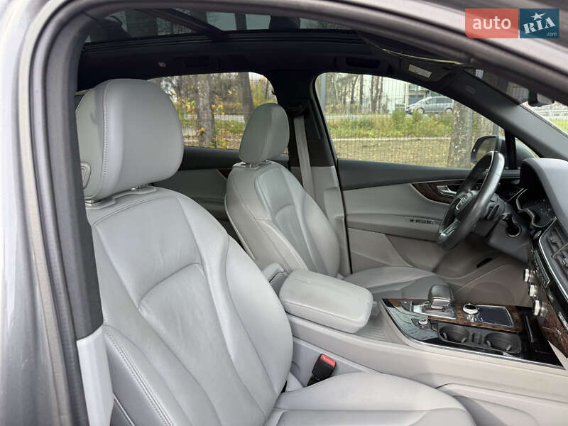 Позашляховик / Кросовер Audi Q7 2016 в Стрию фото 71 Позашляховик / Кросовер Audi Q7 2016 в Стрию