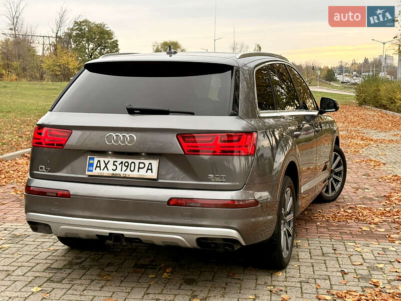 Позашляховик / Кросовер Audi Q7 2016 в Харкові фото 13 Позашляховик / Кросовер Audi Q7 2016 в Харкові