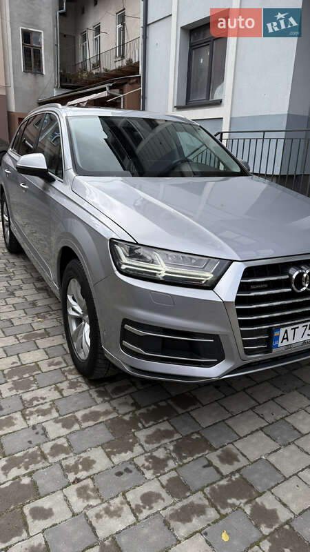 Позашляховик / Кросовер Audi Q7 2017 в Коломиї