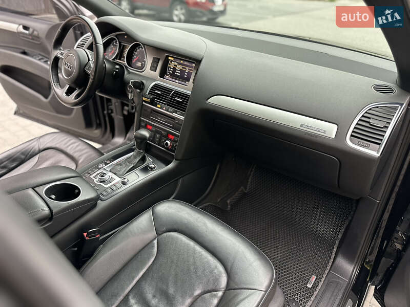 Позашляховик / Кросовер Audi Q7 2014 в Вінниці