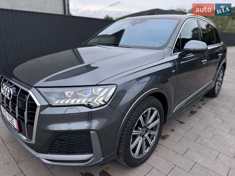 Позашляховик / Кросовер Audi Q7 2022 в Тячеві