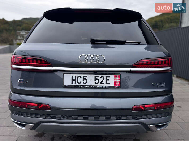 Позашляховик / Кросовер Audi Q7 2022 в Тячеві