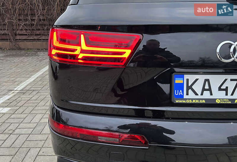 Позашляховик / Кросовер Audi Q7 2018 в Києві фото 3 Позашляховик / Кросовер Audi Q7 2018 в Києві