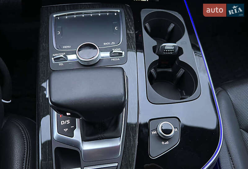 Позашляховик / Кросовер Audi Q7 2018 в Києві фото 49 Позашляховик / Кросовер Audi Q7 2018 в Києві