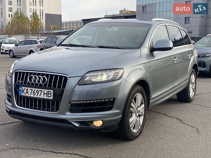 Audi Q7 2011