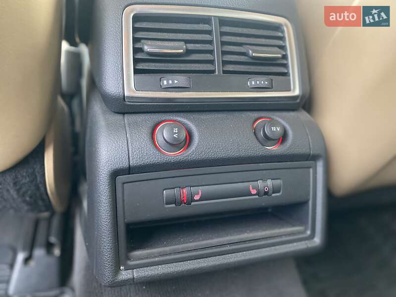 Позашляховик / Кросовер Audi Q7 2011 в Києві фото 11 Позашляховик / Кросовер Audi Q7 2011 в Києві