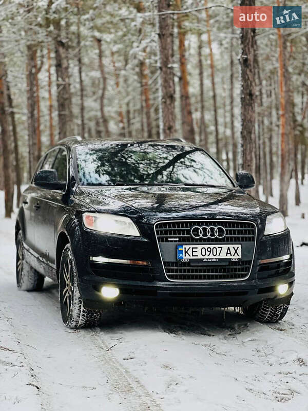 Позашляховик / Кросовер Audi Q7 2007 в Дніпрі