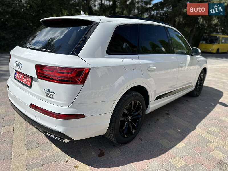 Позашляховик / Кросовер Audi Q7 2018 в Тернополі