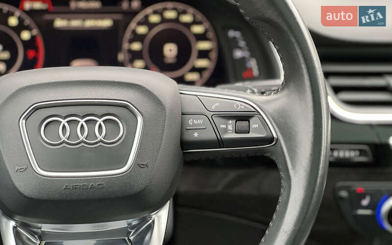 Позашляховик / Кросовер Audi Q7 2017 в Львові фото 12 Позашляховик / Кросовер Audi Q7 2017 в Львові