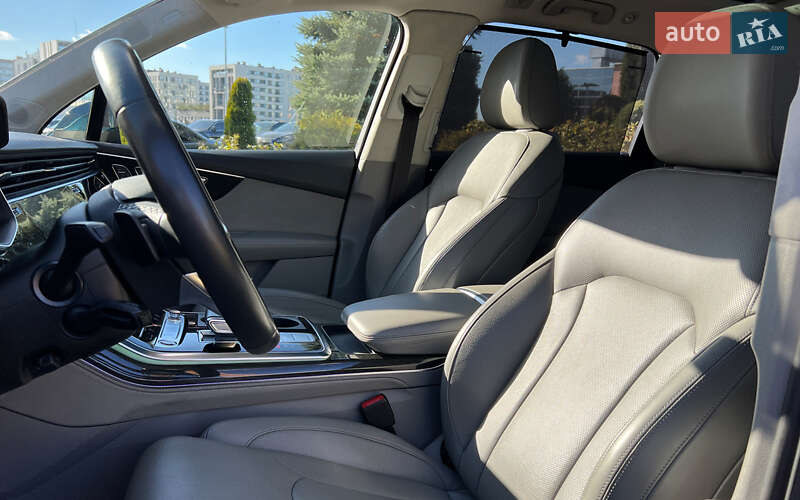 Внедорожник / Кроссовер Audi Q7 2020 в Львове