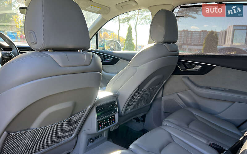 Внедорожник / Кроссовер Audi Q7 2020 в Львове