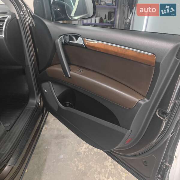 Внедорожник / Кроссовер Audi Q7 2014 в Киеве фото 51 Внедорожник / Кроссовер Audi Q7 2014 в Киеве