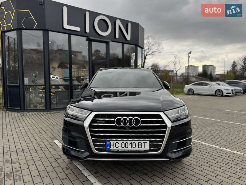 Внедорожник / Кроссовер Audi Q7 2017 в Львове