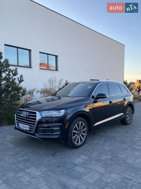Внедорожник / Кроссовер Audi Q7 2016 в Луцке фото Внедорожник / Кроссовер Audi Q7 2016 в Луцке