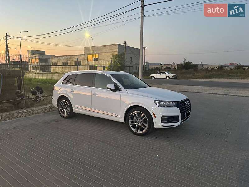 Внедорожник / Кроссовер Audi Q7 2016 в Киеве фото 3 Внедорожник / Кроссовер Audi Q7 2016 в Киеве