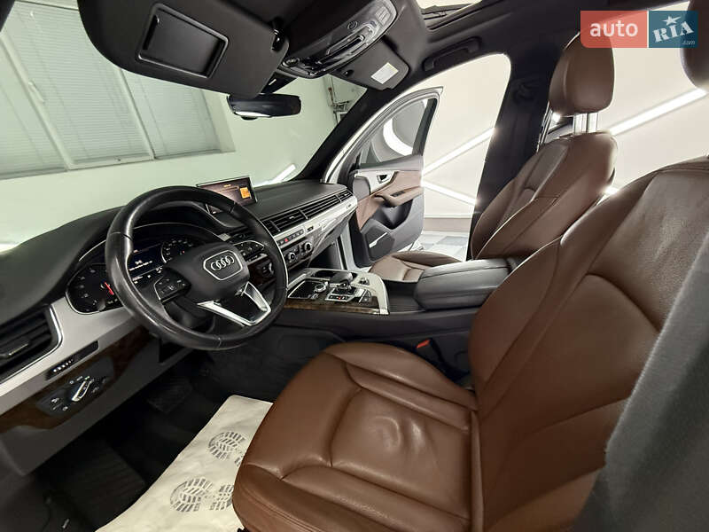 Внедорожник / Кроссовер Audi Q7 2018 в Трускавце