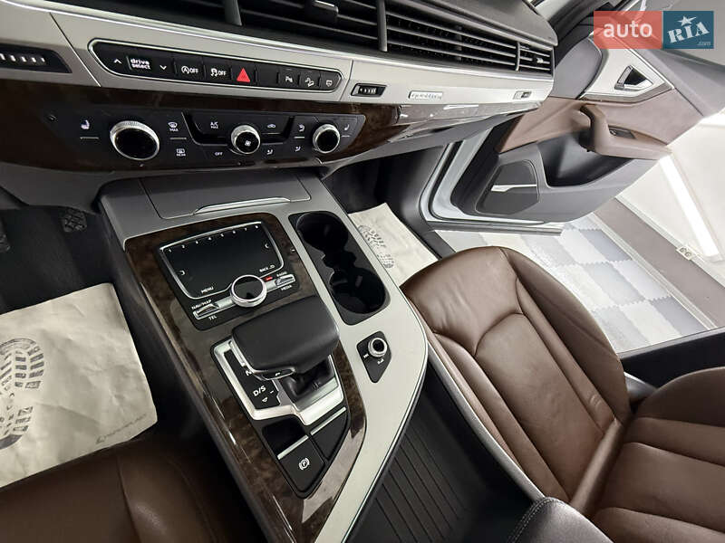 Внедорожник / Кроссовер Audi Q7 2018 в Трускавце