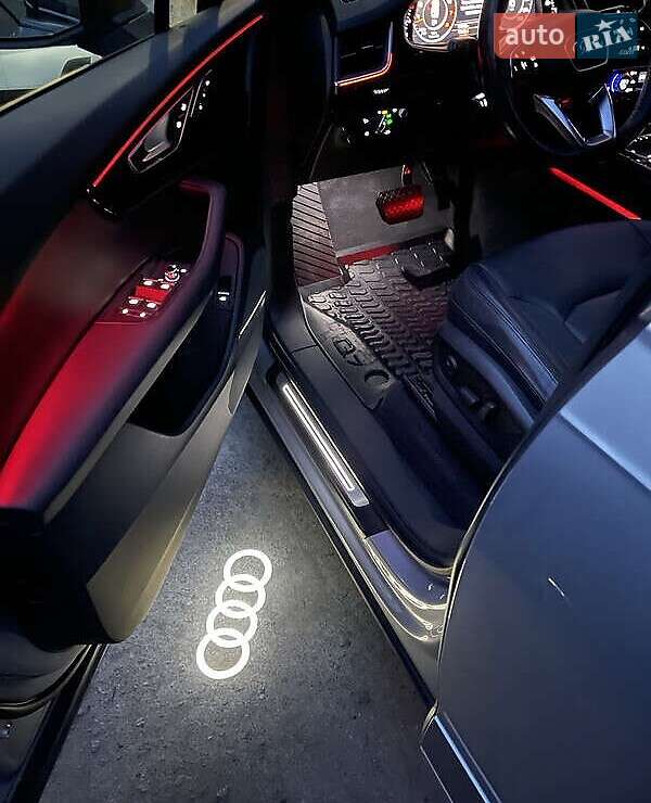 Позашляховик / Кросовер Audi Q7 2017 в Івано-Франківську фото 17 Позашляховик / Кросовер Audi Q7 2017 в Івано-Франківську