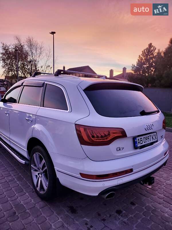 Позашляховик / Кросовер Audi Q7 2013 в Дніпрі