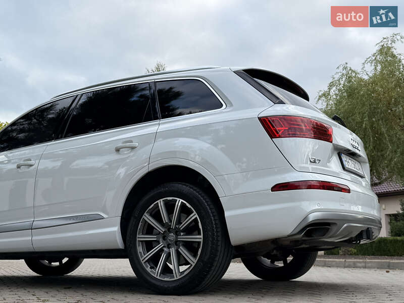 Позашляховик / Кросовер Audi Q7 2018 в Одесі