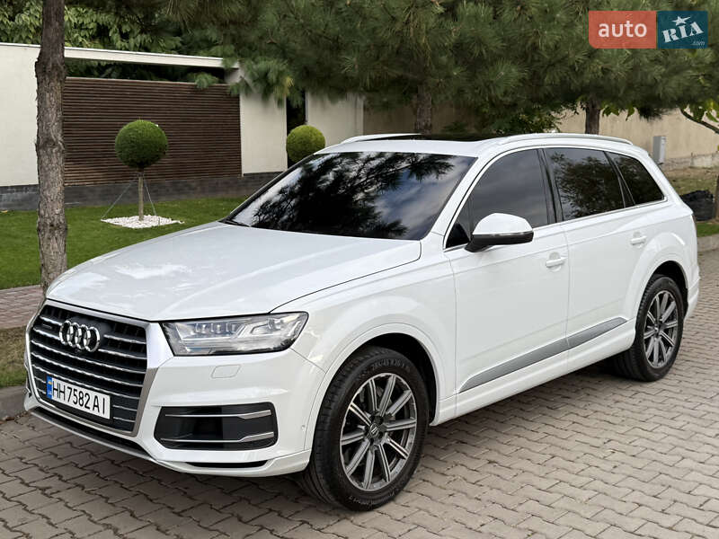 Позашляховик / Кросовер Audi Q7 2018 в Одесі