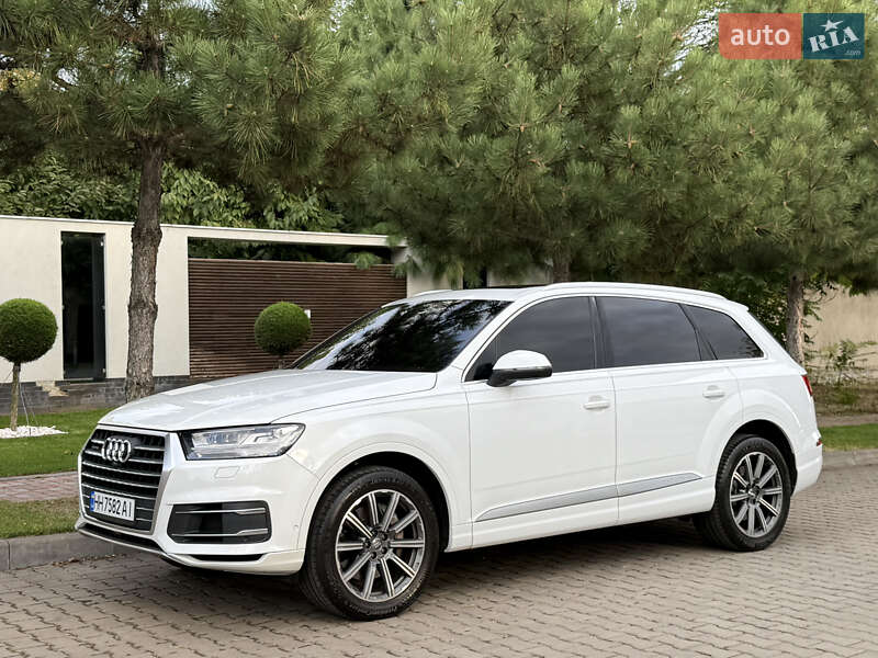 Позашляховик / Кросовер Audi Q7 2018 в Одесі